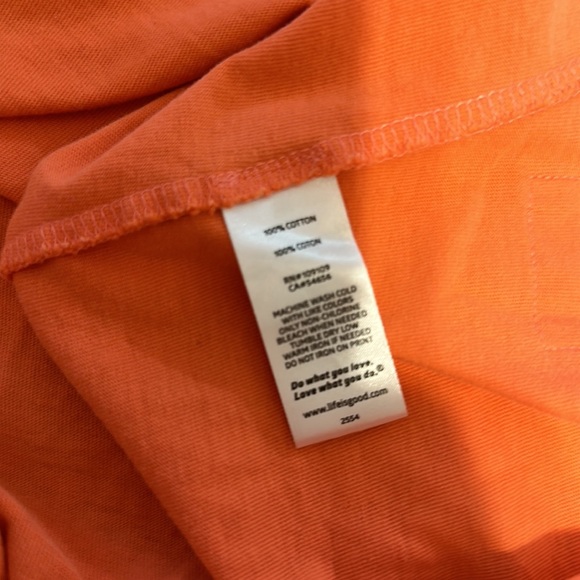 LIFE IS GOOD CORAL BLACK LAB AT BEACH SHORT SLEEVE CRUSHER TEE / T SHIRT TOP. - Picture 7 of 7